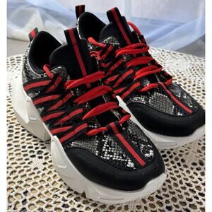 Yoki Shoes Women’s Size 9M Multicolor ( Snakeskin) Retro Sneakers NICE sku 3079